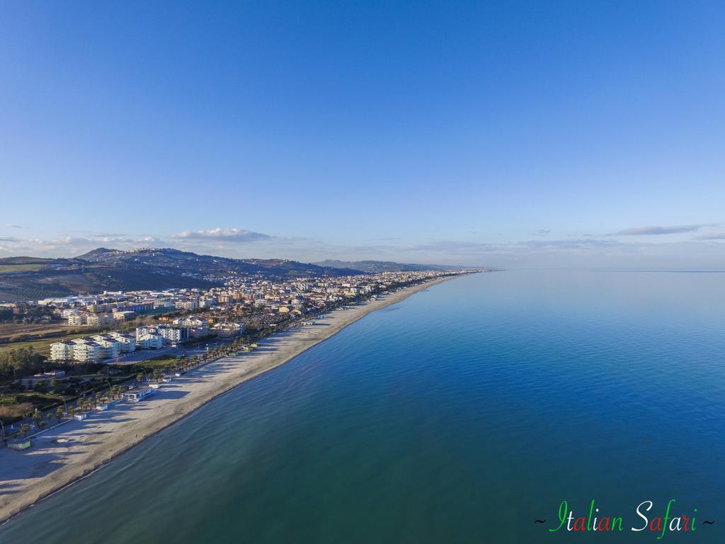 Verde Mare "Appartamenti Per Vacanze" Tortoreto Exterior photo